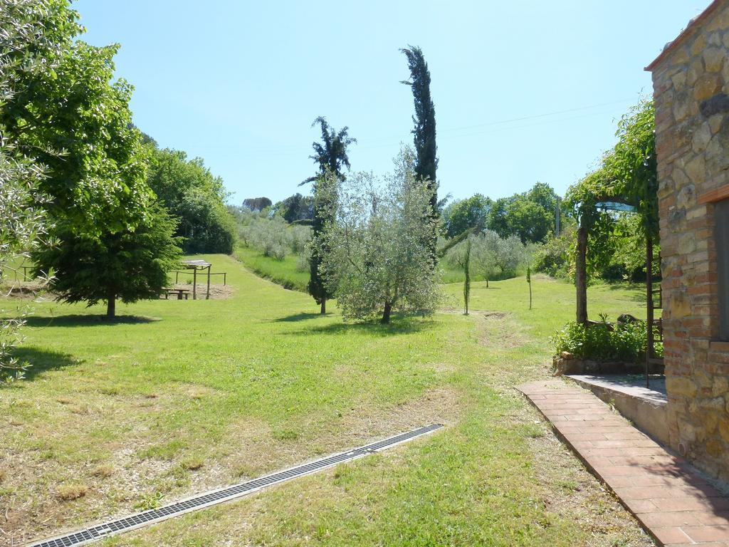 Agriturismo Le Colline Montescudaio Phòng bức ảnh